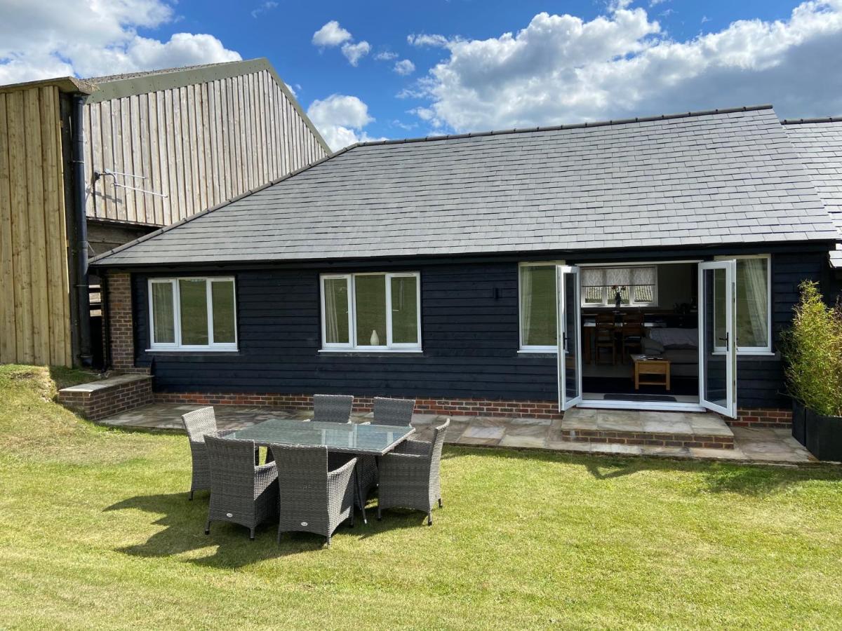 워딩 South Downs Rural Retreats 빌라 외부 사진
