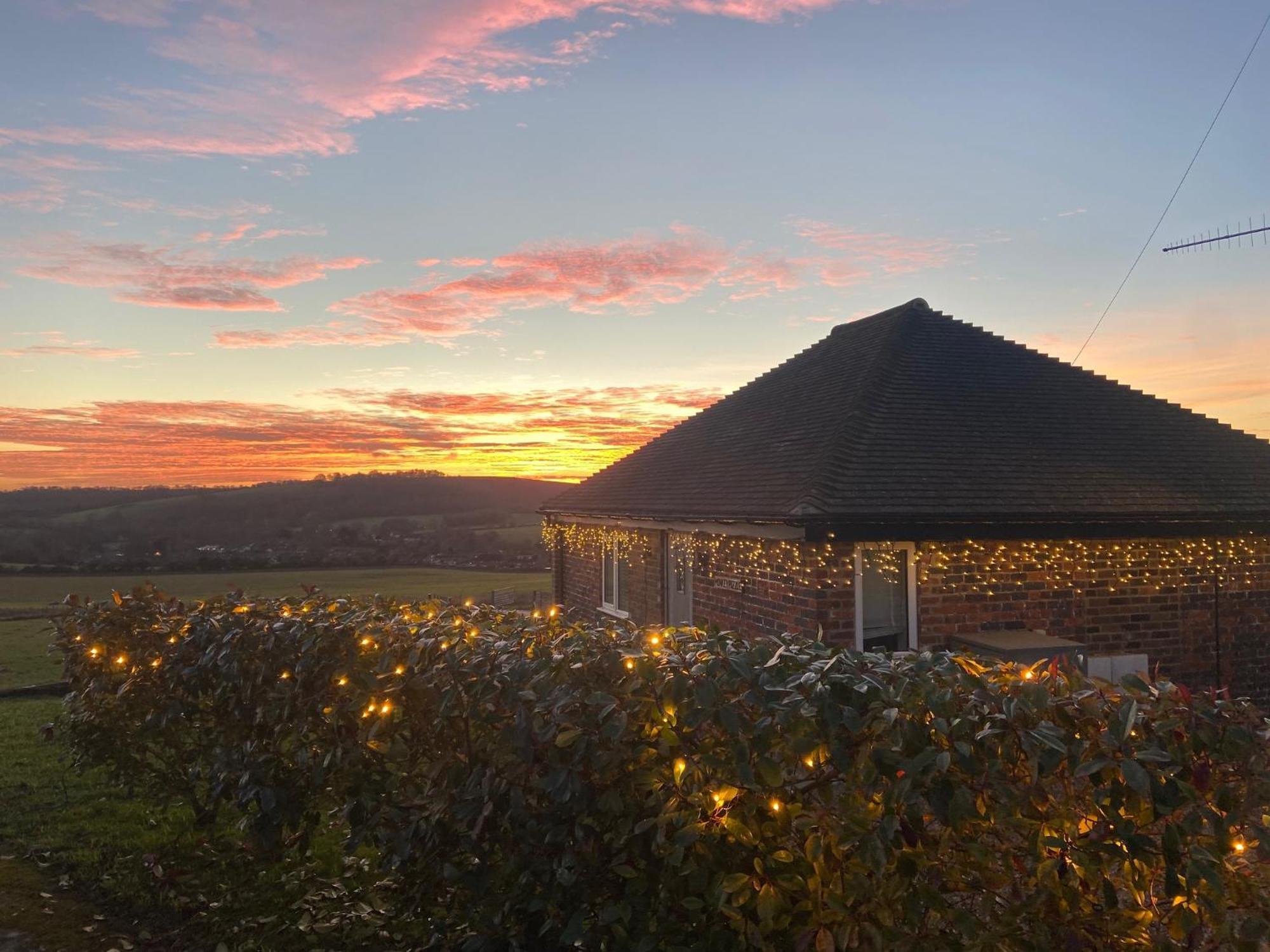 워딩 South Downs Rural Retreats 빌라 외부 사진
