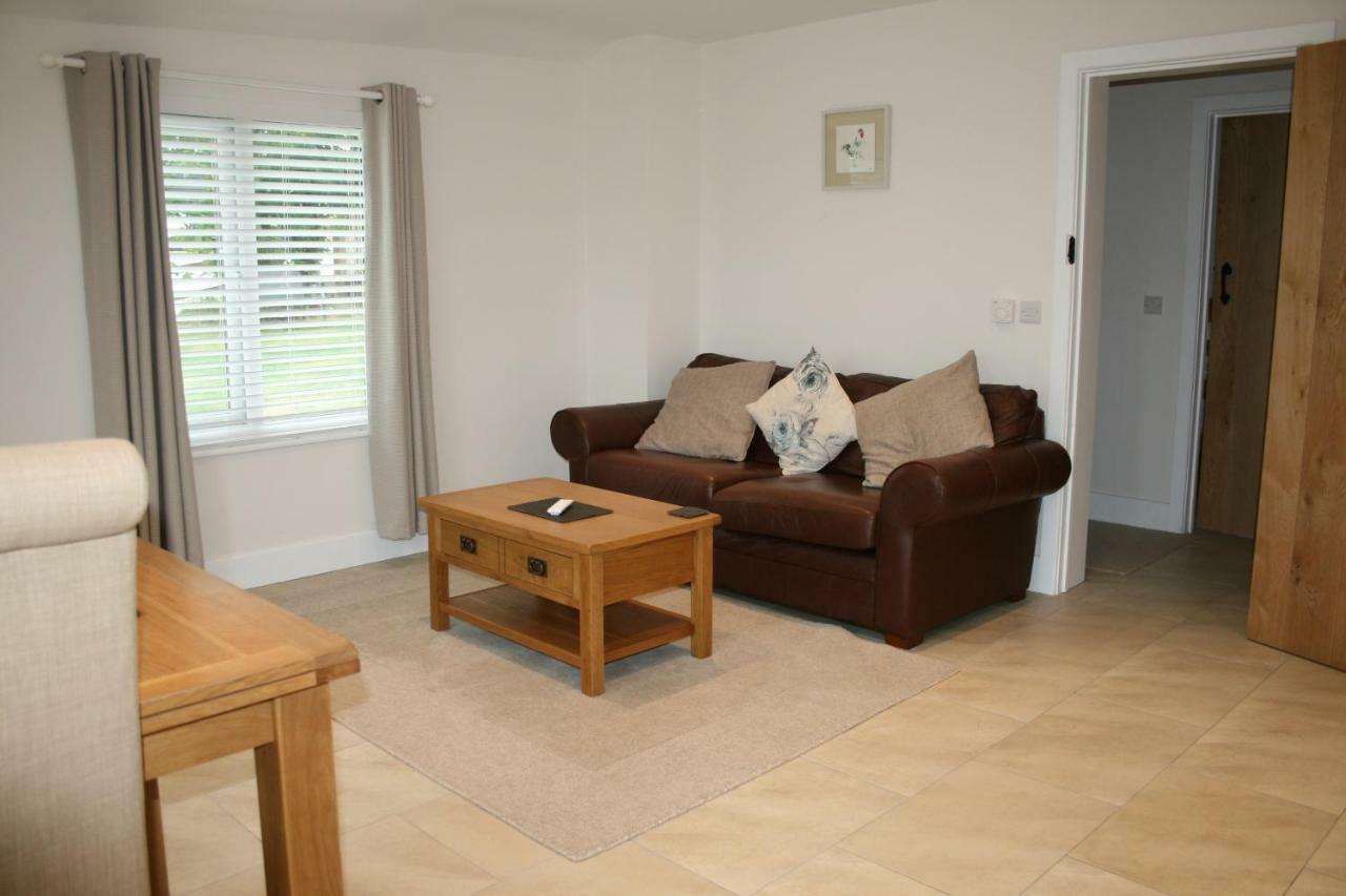 워딩 South Downs Rural Retreats 빌라 외부 사진